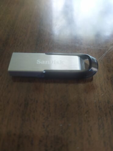 Markučiuose rasta USB atmintinė su kelionės nuotraukomis